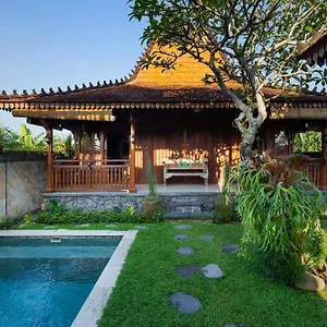  Villa Oemah Joglo Bali